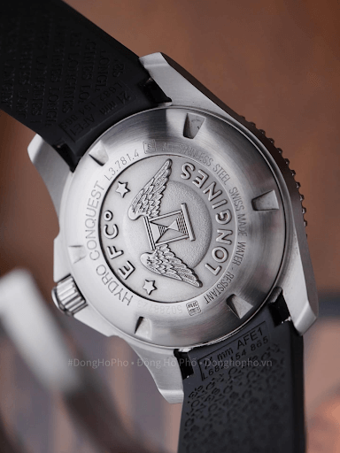 Longines-Hydro-Conquest-L3-781-4-56-9.png
